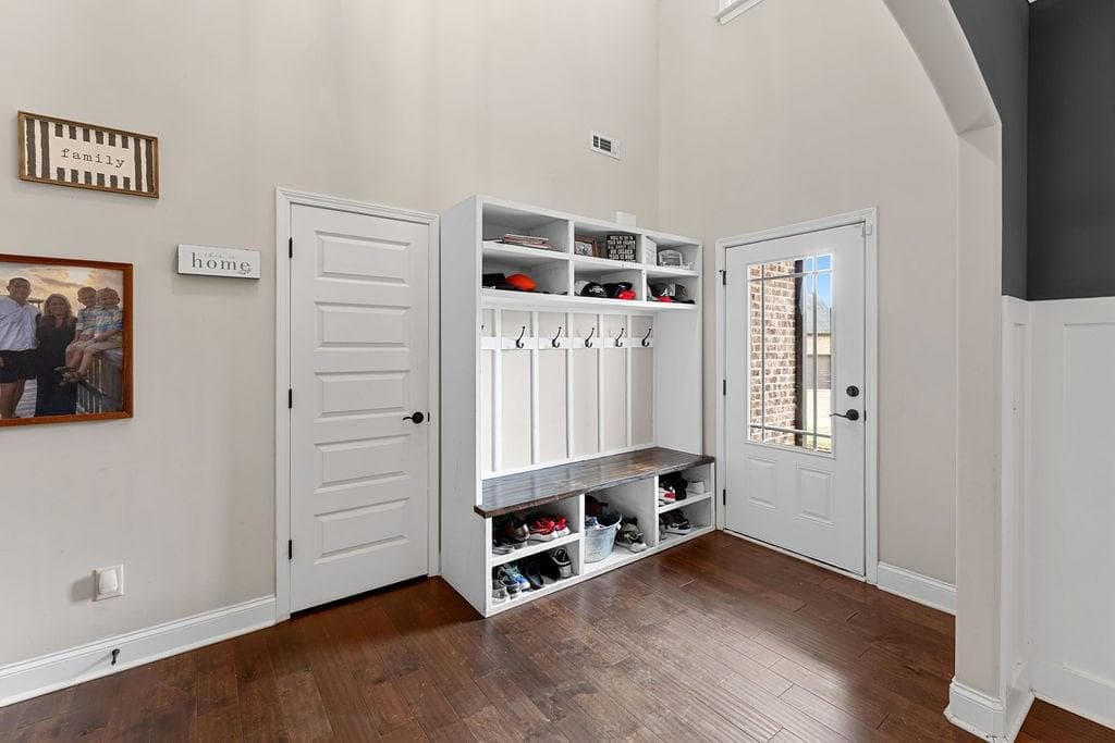 5 bedroom, 3 bathroom, 3,322 sq ft single family residence for sale at 129 Coldwater Creek Drive, Mcdonough, GA 30252 — photo 7