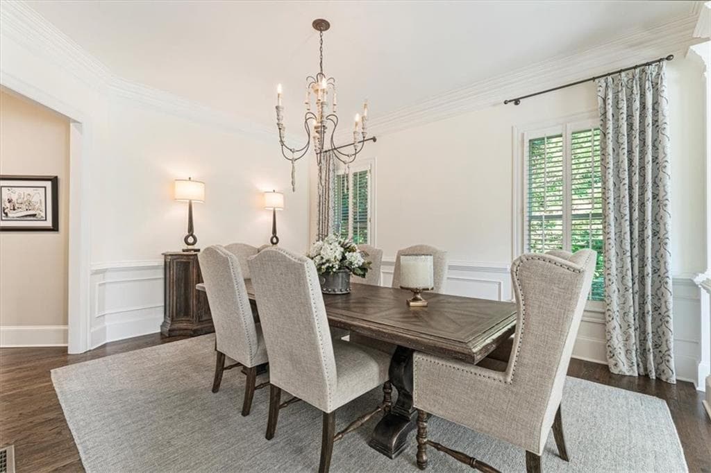 5 bedroom, 6 bathroom, 7,185 sq ft single family residence for sale at 8615 Moor Park Run, Duluth, GA 30097 — photo 10