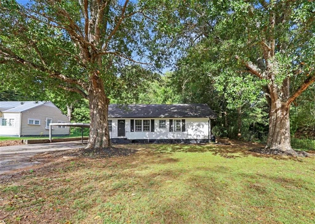 2 bedroom, 2 bathroom, 1,288 sq ft single family residence for sale at 1059 Prather Bridge Road, Toccoa, GA 30577 — photo 2