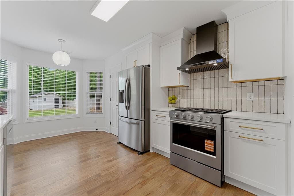 4 bedroom, 3 bathroom, 2,403 sq ft single family residence for sale at 4036 Saint George Walk, Powder Springs, GA 30127 — photo 8
