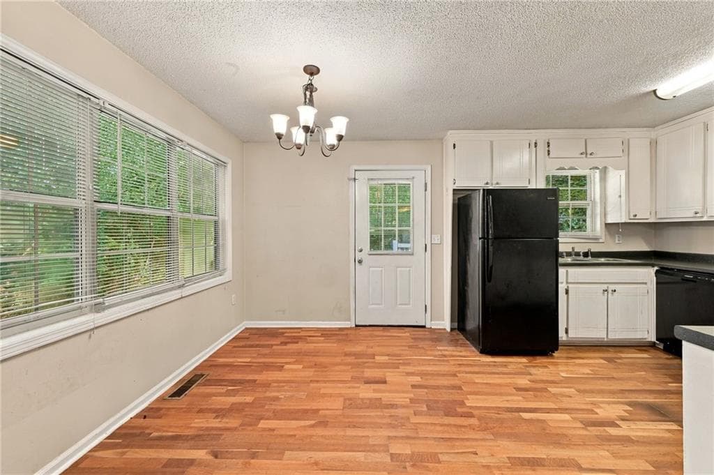 3 bedroom, 2 bathroom, 1,376 sq ft single family residence for sale at 230 Parkway Court, Dallas, GA 30157 — photo 8