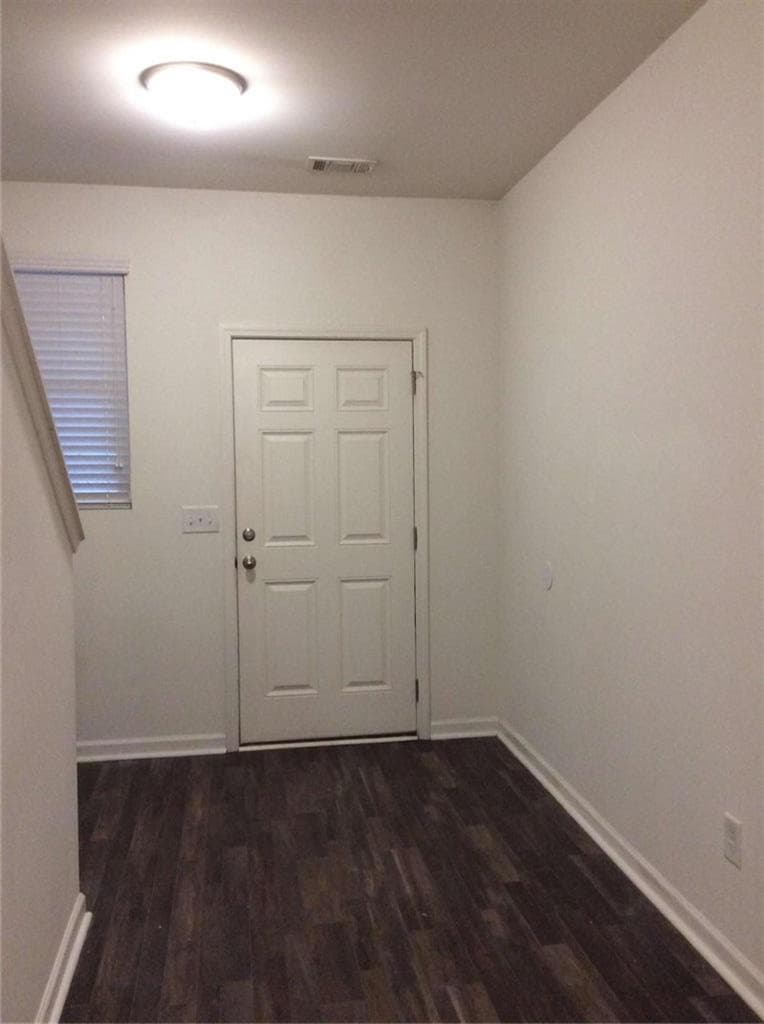 3 bedroom, 3 bathroom townhouse for rent at 2009 Millstream Hollow, Conyers, GA 30012 for $1,895 a month — photo 2