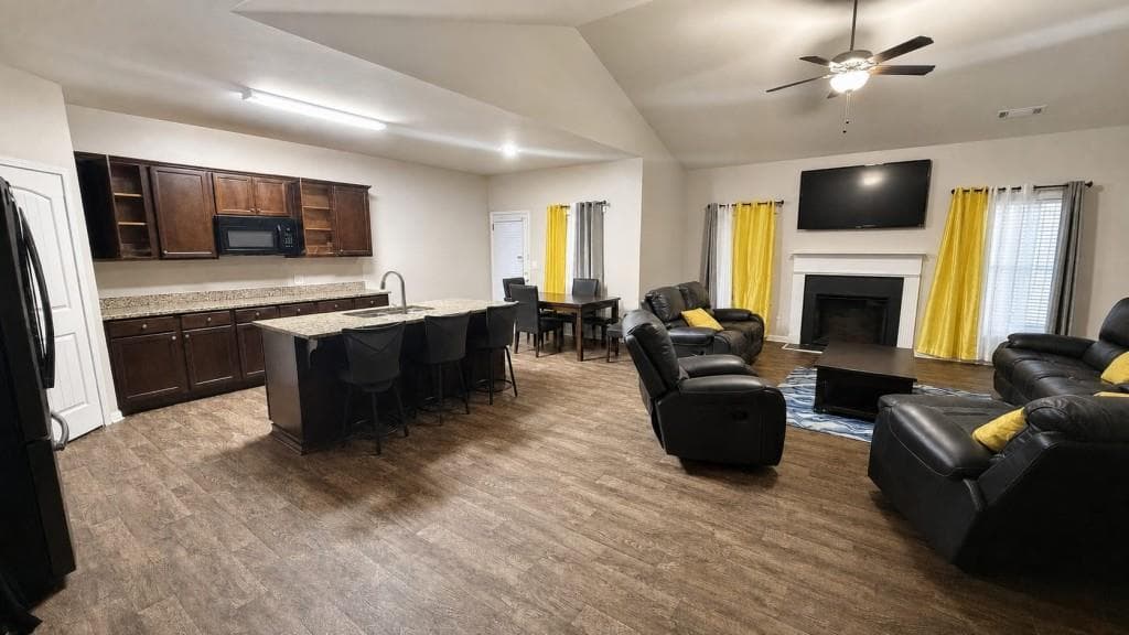 4 bedroom, 3 bathroom, 2,144 sq ft single family residence for sale at 1966 Villa Spring Court, Dacula, GA 30019 — photo 5