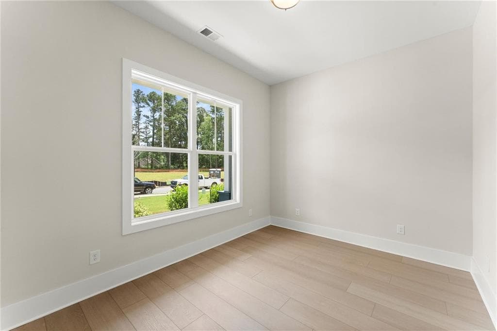 5 bedroom, 5 bathroom, 3,103 sq ft single family residence for sale at 3548 Cedarvale Court, Powder Springs, GA 30127 — photo 6