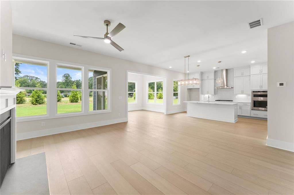 5 bedroom, 5 bathroom, 3,103 sq ft single family residence for sale at 3548 Cedarvale Court, Powder Springs, GA 30127 — photo 9