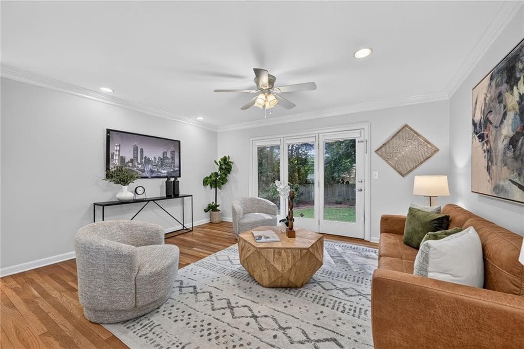 3 bedroom, 2 bathroom, 1,992 sq ft single family residence for sale at 3659 Admiral Drive, Chamblee, GA 30341 — photo 2
