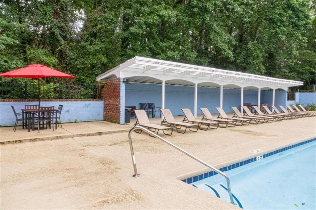 2 bedroom, 2 bathroom, 1,024 sq ft condominium for sale at 3085 Colonial Way A, Atlanta, GA 30341 — photo 7