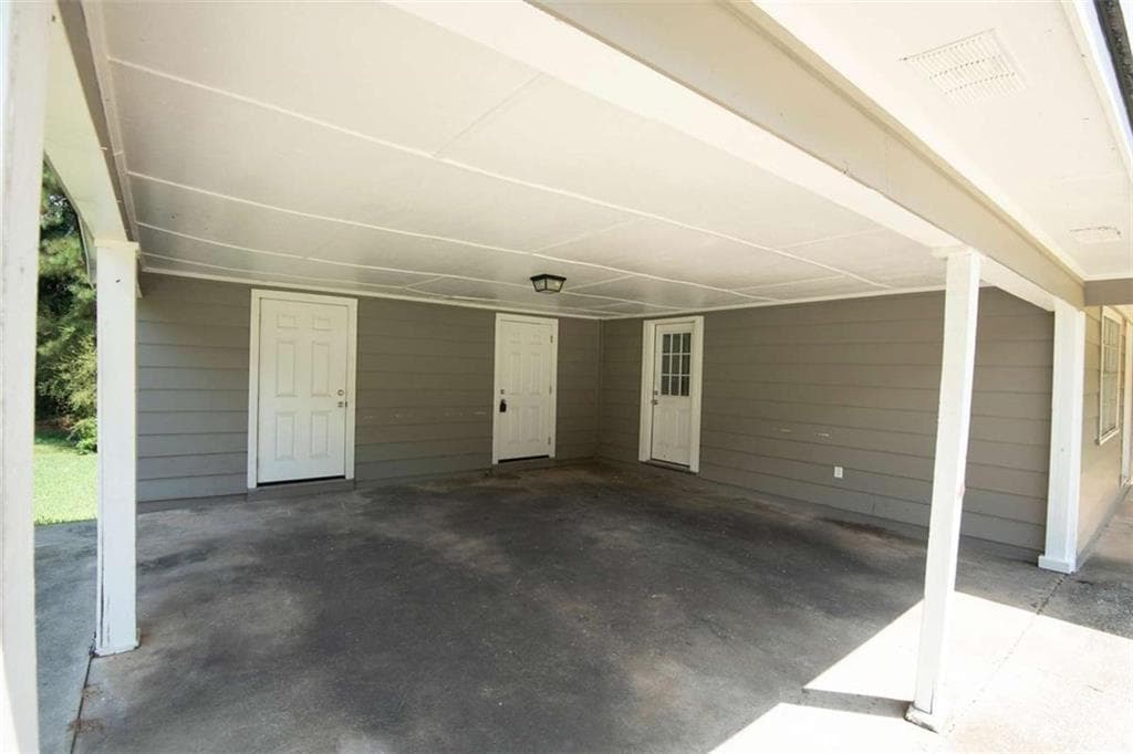 3 bedroom, 2 bathroom, 1,232 sq ft single family residence for sale at 20 Woodland Drive, Carrollton, GA 30117 — photo 7