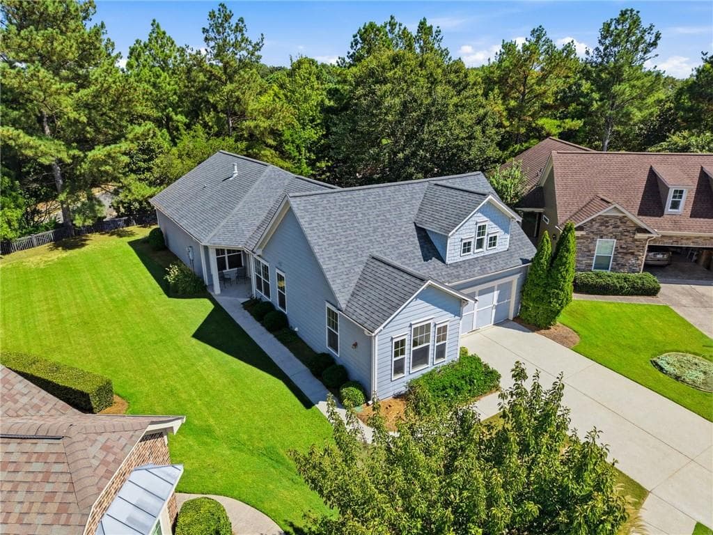 2 bedroom, 2 bathroom, 1,784 sq ft single family residence for sale at 3192 Willow Creek Drive, Gainesville, GA 30504 — photo 2
