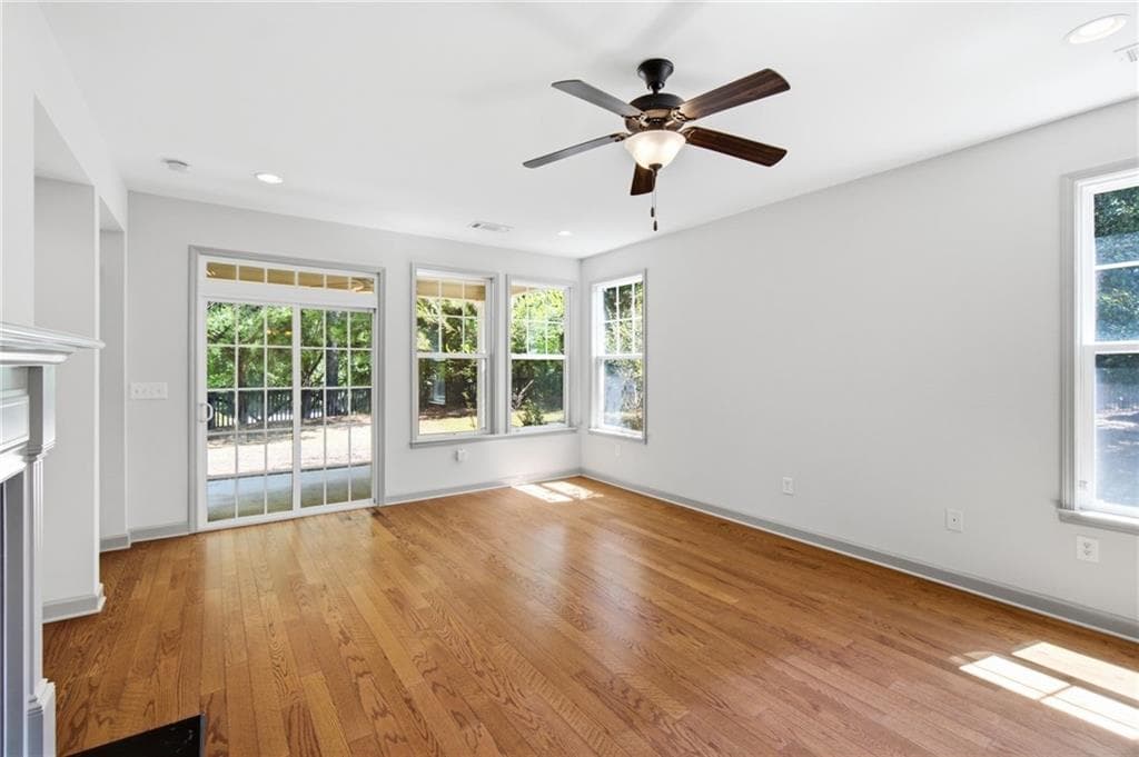 2 bedroom, 2 bathroom, 1,784 sq ft single family residence for sale at 3192 Willow Creek Drive, Gainesville, GA 30504 — photo 9