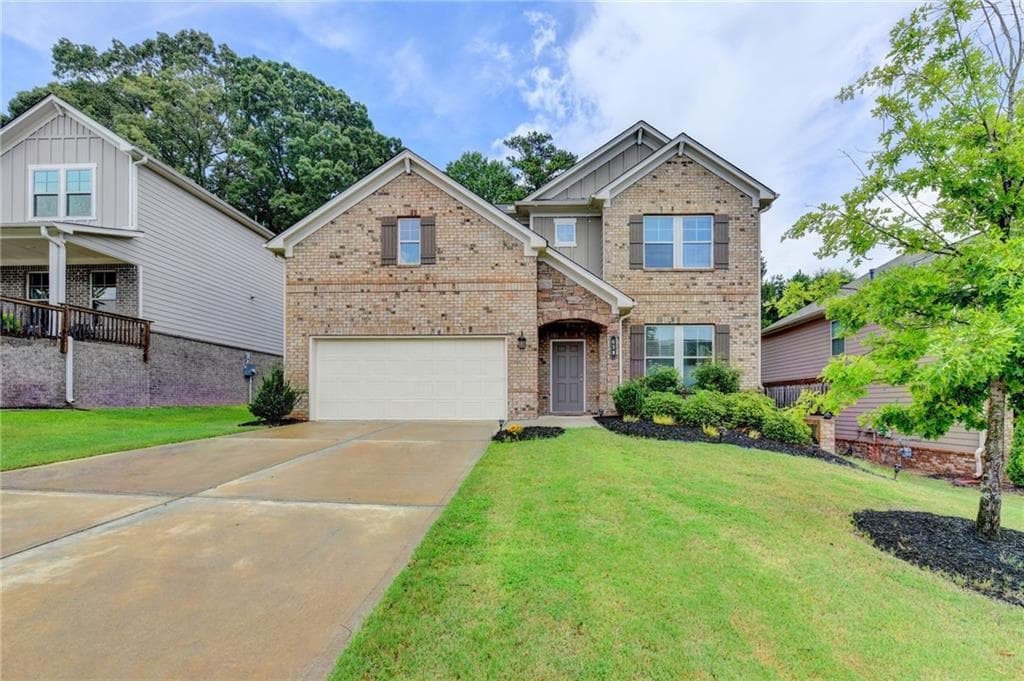 4 bedroom, 4 bathroom, 2,752 sq ft single family residence under contract at 638 Saffron Boulevard, Lawrenceville, GA 30045 — photo 2