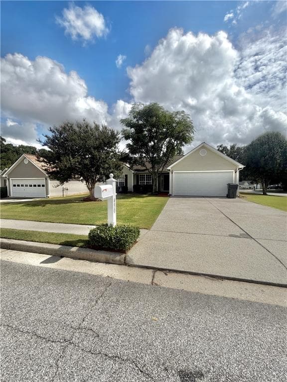 3 bedroom, 2 bathroom, 1,460 sq ft single family residence for rent at 490 Amelia Grove Lane, Lawrenceville, GA 30045 for $2,200 a month — photo 3
