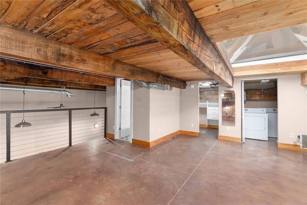 2 bedroom, 2 bathroom, 1,891 sq ft condominium under contract at 644 Wells Street 16, Atlanta, GA 30310 — photo 8