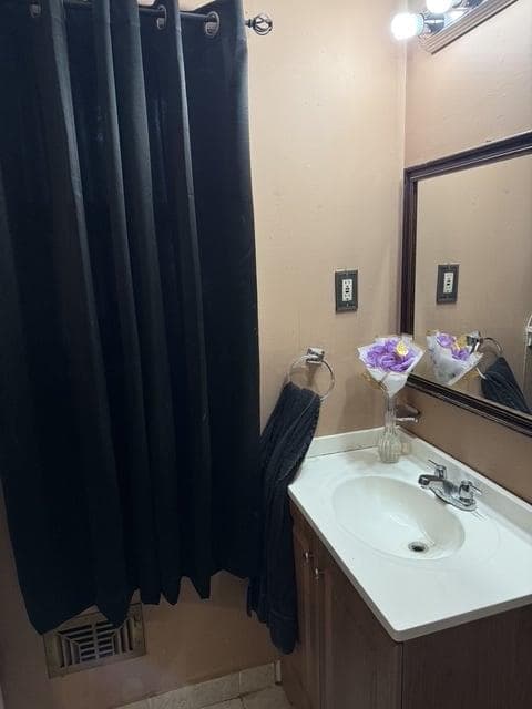3 bedroom, 2 bathroom, 1,660 sq ft single family residence for sale at 6495 Revena Drive, Morrow, GA 30260 — photo 7
