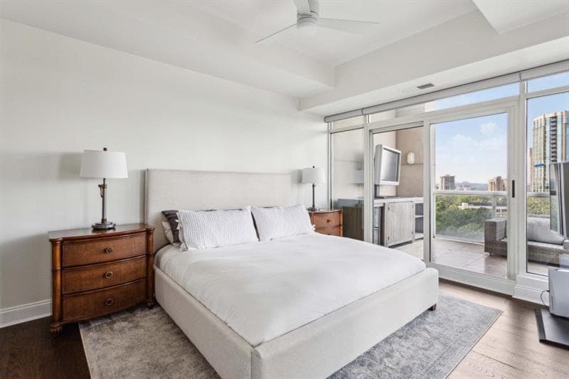 2 bedroom, 2 bathroom, 1,100 sq ft condominium for sale at 2881 Peachtree Road 1005, Atlanta, GA 30305 — photo 10