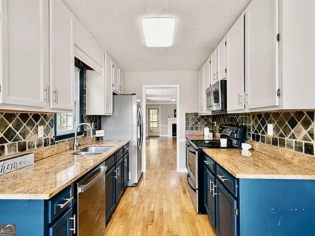 3 bedroom, 3 bathroom, 2,036 sq ft townhouse for rent at 1140 Magnolia Way, Smyrna, GA 30082 for $2,250 a month — photo 6