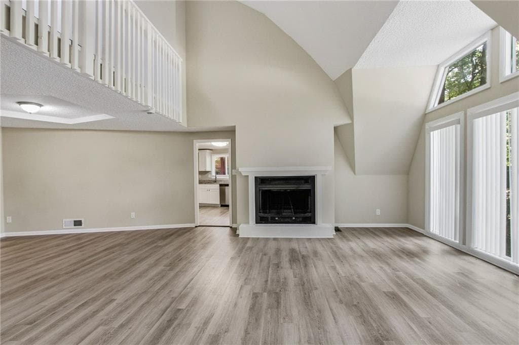 5 bedroom, 3 bathroom, 3,004 sq ft single family residence for sale at 377 Windsor Farms Drive, Lawrenceville, GA 30046 — photo 10