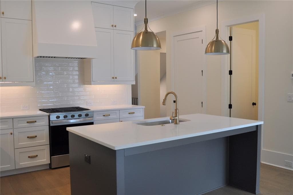 3 bedroom, 5 bathroom, 2,660 sq ft townhouse under contract at 253 White Street, Marietta, GA 30060 — photo 3