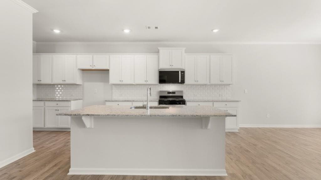 5 bedroom, 3 bathroom, 3,209 sq ft single family residence under contract at 383 Belmont Drive, Cartersville, GA 30120 — photo 8