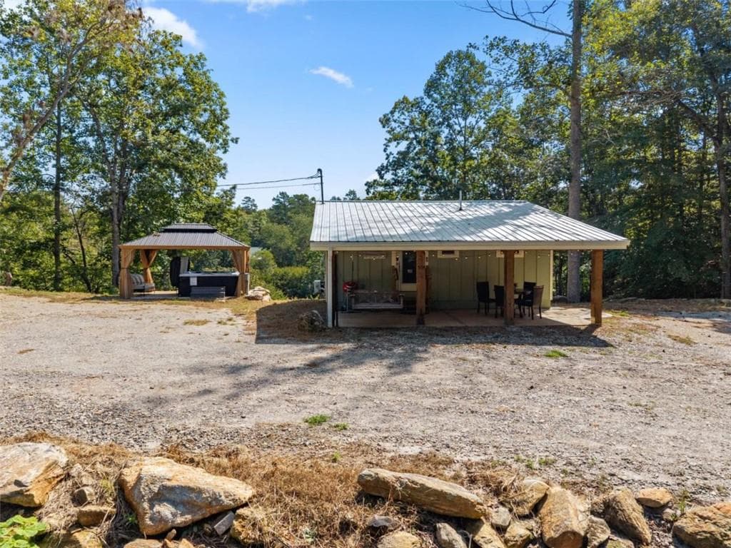 2 bedroom, 2 bathroom, 960 sq ft single family residence for sale at 554 Stearns Street, Cleveland, GA 30528 — photo 3
