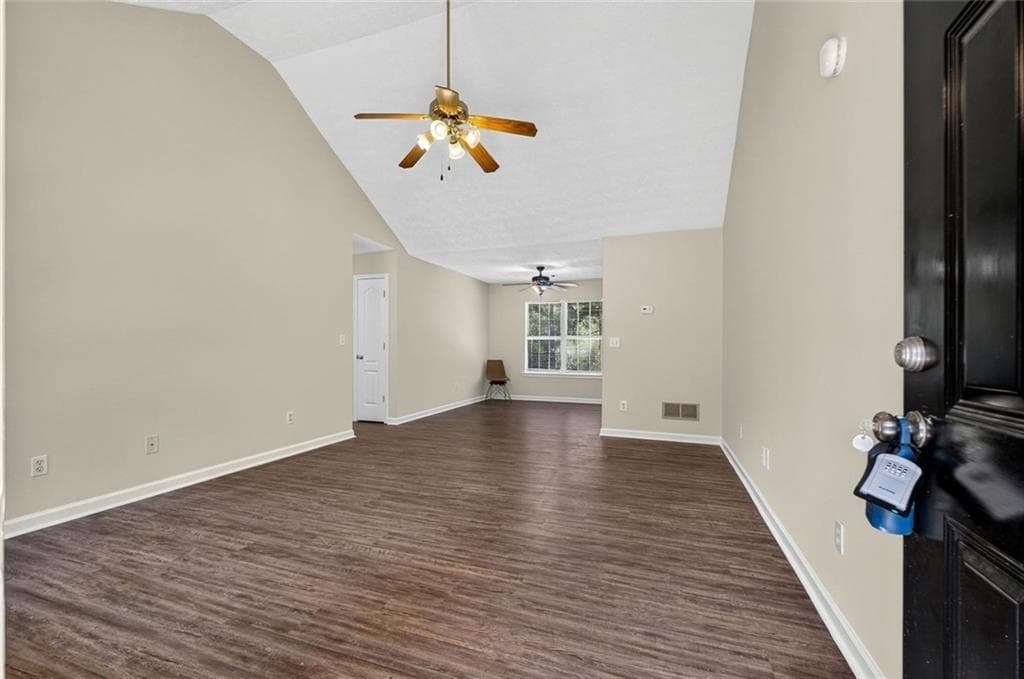3 bedroom, 2 bathroom, 1,324 sq ft single family residence for sale at 2587 Kelleytown Road, Mcdonough, GA 30252 — photo 6