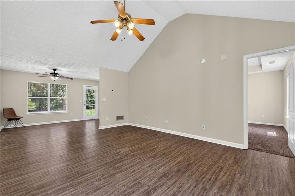 3 bedroom, 2 bathroom, 1,324 sq ft single family residence for sale at 2587 Kelleytown Road, Mcdonough, GA 30252 — photo 9