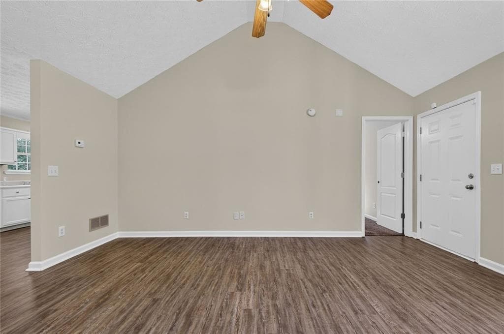 3 bedroom, 2 bathroom, 1,324 sq ft single family residence for sale at 2587 Kelleytown Road, Mcdonough, GA 30252 — photo 10