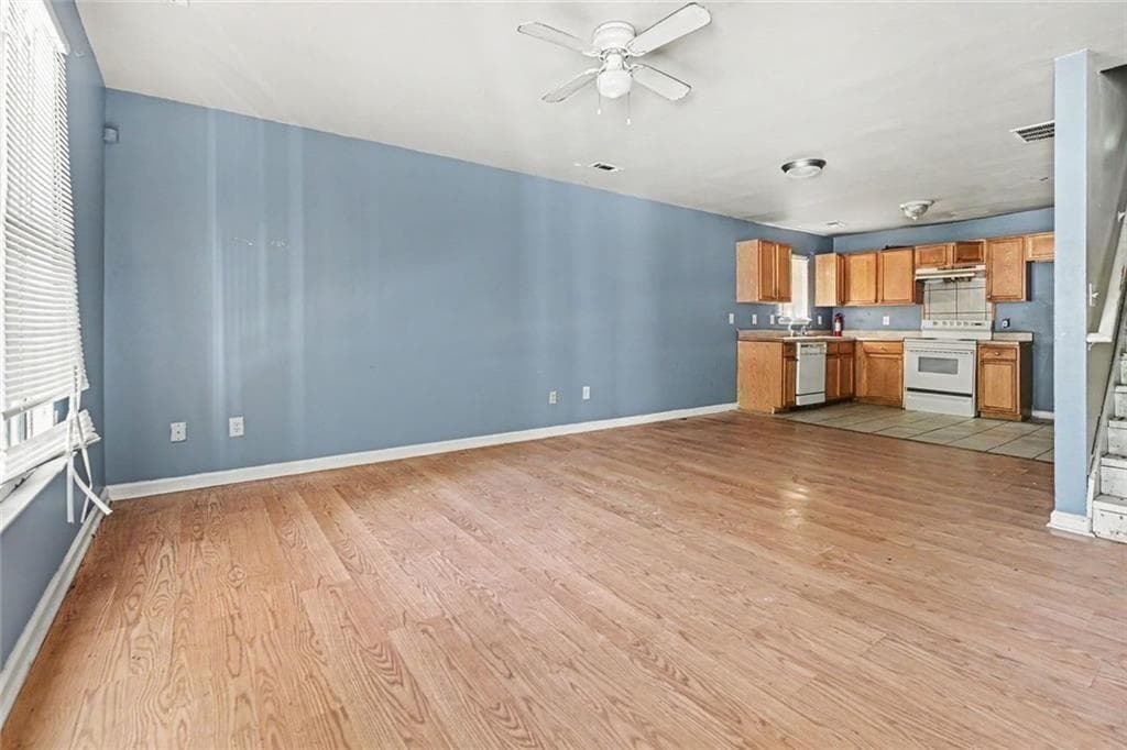 duplex for sale at 1451 Kennesaw Drive, Atlanta, GA 30318 — photo 5