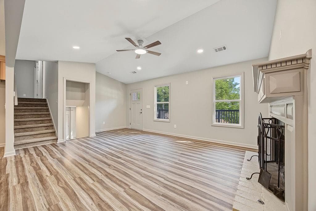 3 bedroom, 2 bathroom, 1,905 sq ft single family residence for sale at 2690 Pine Log Way, Buford, GA 30519 — photo 5