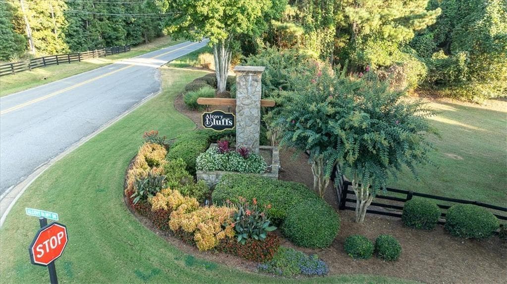4 bedroom, 4 bathroom, 3,359 sq ft single family residence for sale at 1805 Stephens Court, Monroe, GA 30656 — photo 3