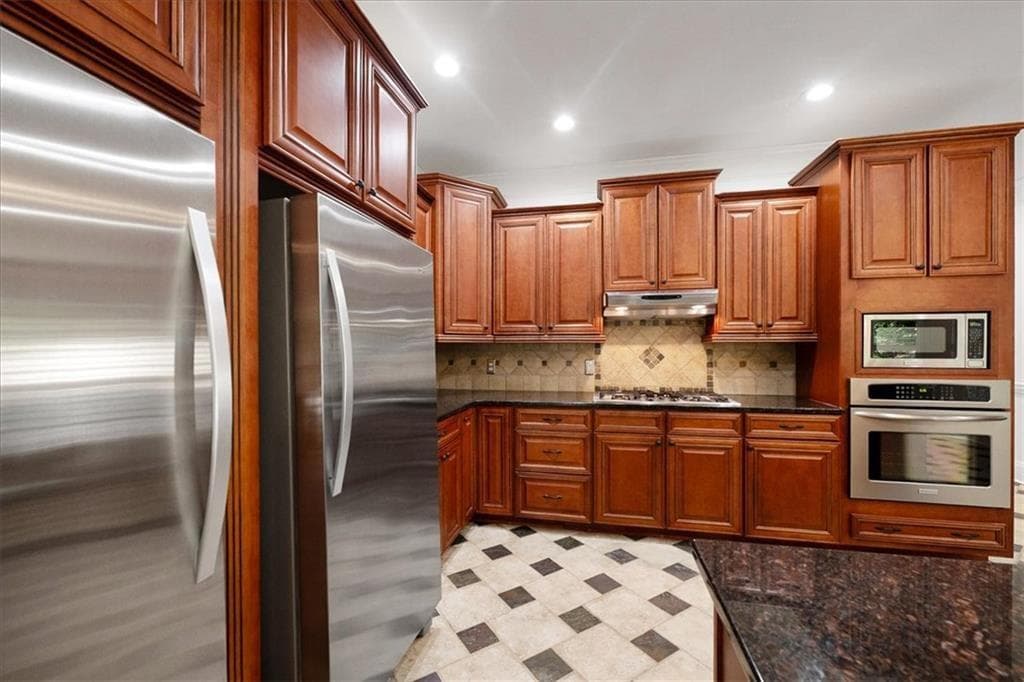 4 bedroom, 4 bathroom, 3,359 sq ft single family residence for sale at 1805 Stephens Court, Monroe, GA 30656 — photo 8