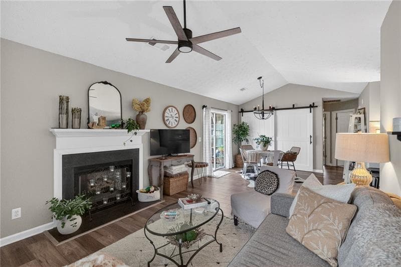 2 bedroom, 2 bathroom, 912 sq ft single family residence for sale at 513 Stanford Place, Woodstock, GA 30188 — photo 5