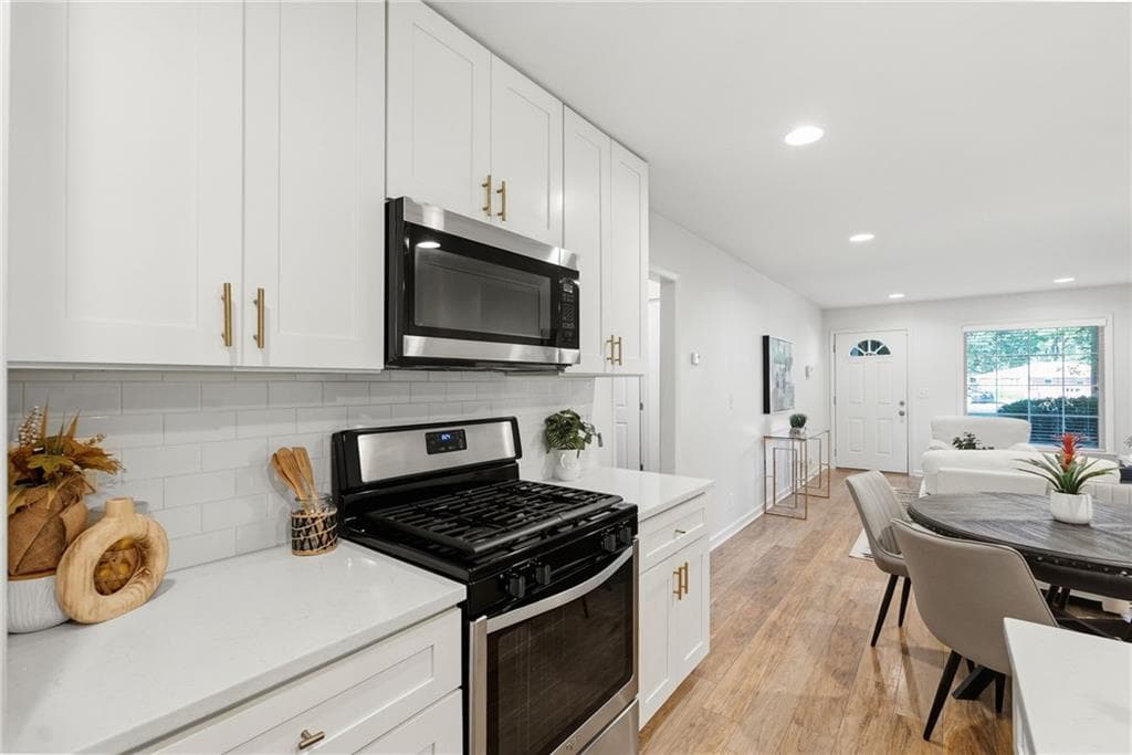 duplex under contract at 2071 Nettie Court, Decatur, GA 30032 — photo 6