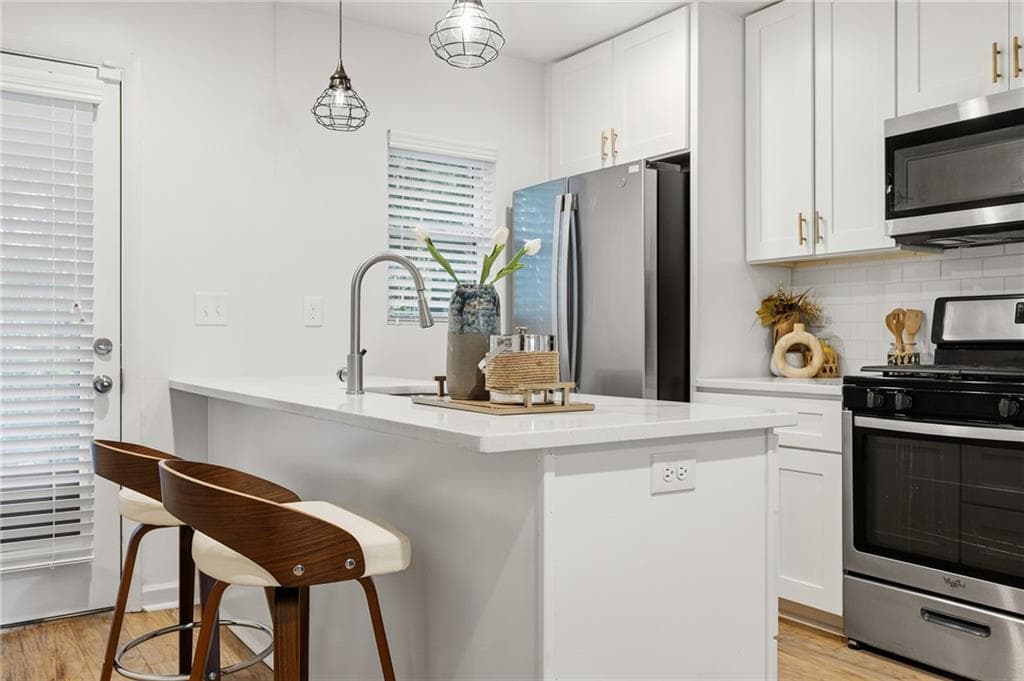 duplex under contract at 2071 Nettie Court, Decatur, GA 30032 — photo 9