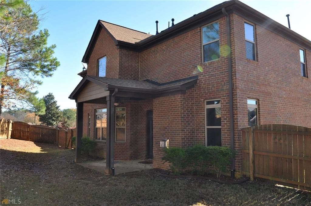 4 bedroom, 4 bathroom, 3,223 sq ft single family residence for sale at 337 Snow Bird Drive, Hampton, GA 30228 — photo 4