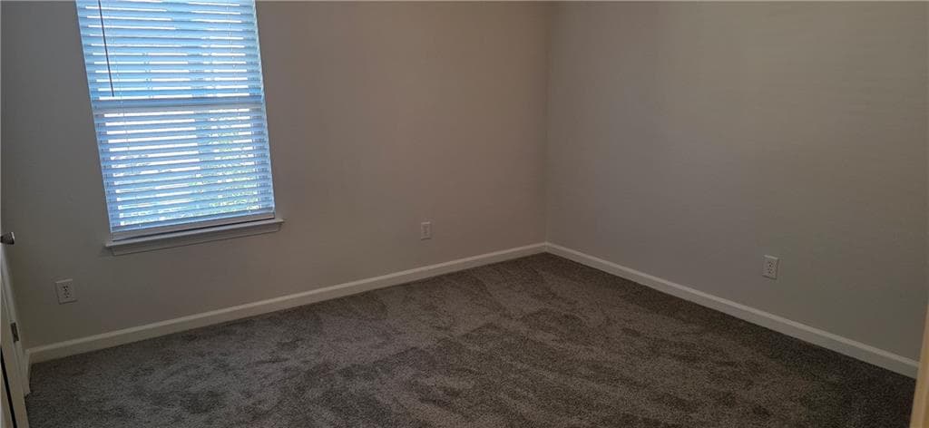 3 bedroom, 3 bathroom, 1,782 sq ft townhouse for rent at 3902 Snipes Court, Lilburn, GA 30047 for $2,000 a month — photo 3