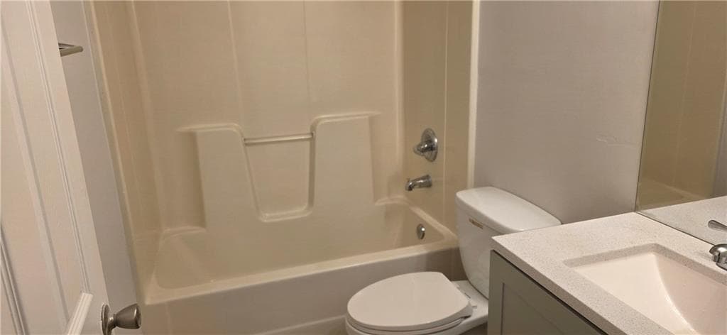 3 bedroom, 3 bathroom, 1,782 sq ft townhouse for rent at 3902 Snipes Court, Lilburn, GA 30047 for $2,000 a month — photo 6