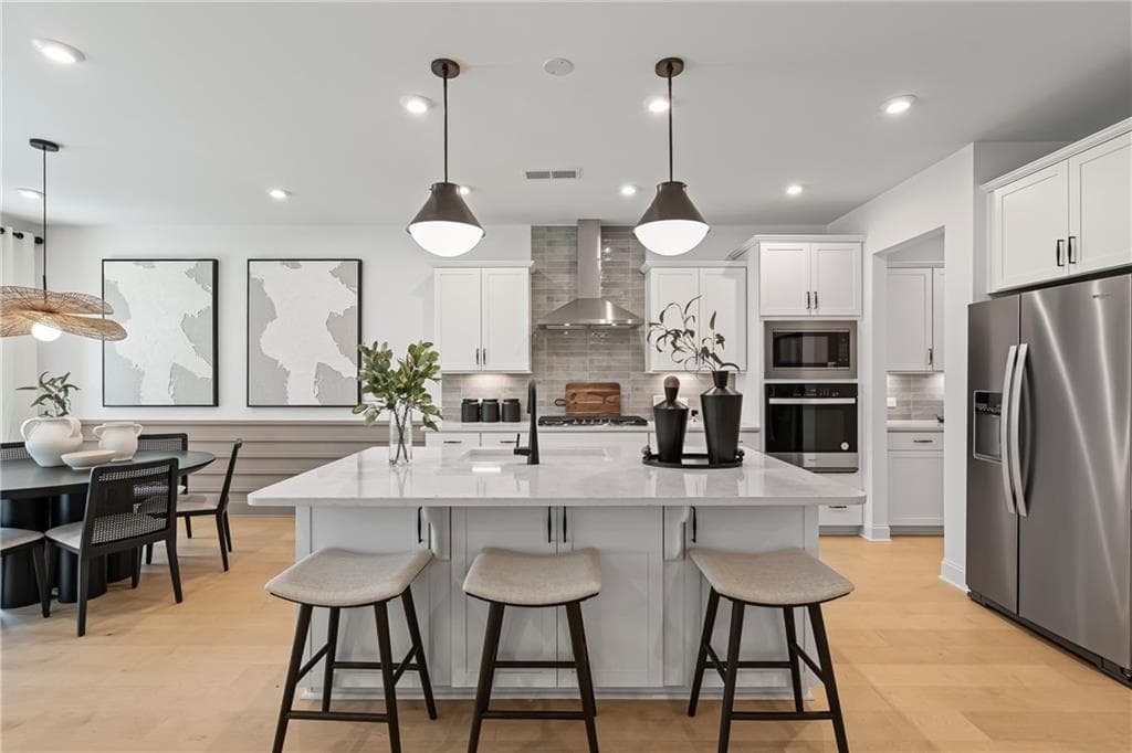 5 bedroom, 4 bathroom, 3,050 sq ft single family residence for sale at 244 Rockledge Bend, Powder Springs, GA 30127 — photo 5