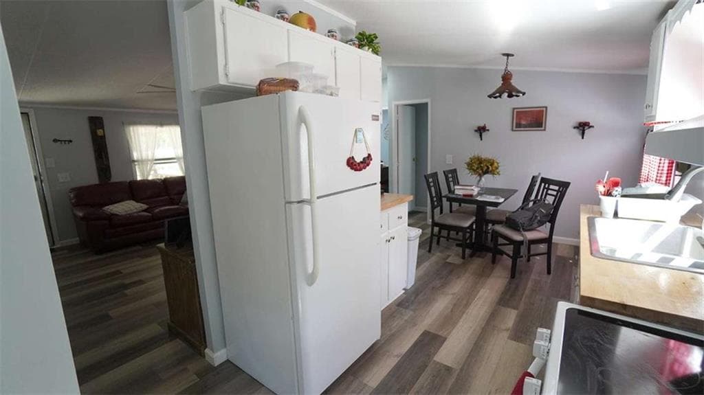 3 bedroom, 2 bathroom, 1,248 sq ft single family residence for sale at 4030 Oak Drive, Cedar Bluff, AL 35959 — photo 7