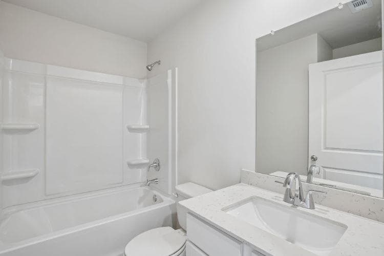 3 bedroom, 2 bathroom, 1,416 sq ft single family residence for sale at 9 Barron Court, Chatsworth, GA 30705 — photo 7