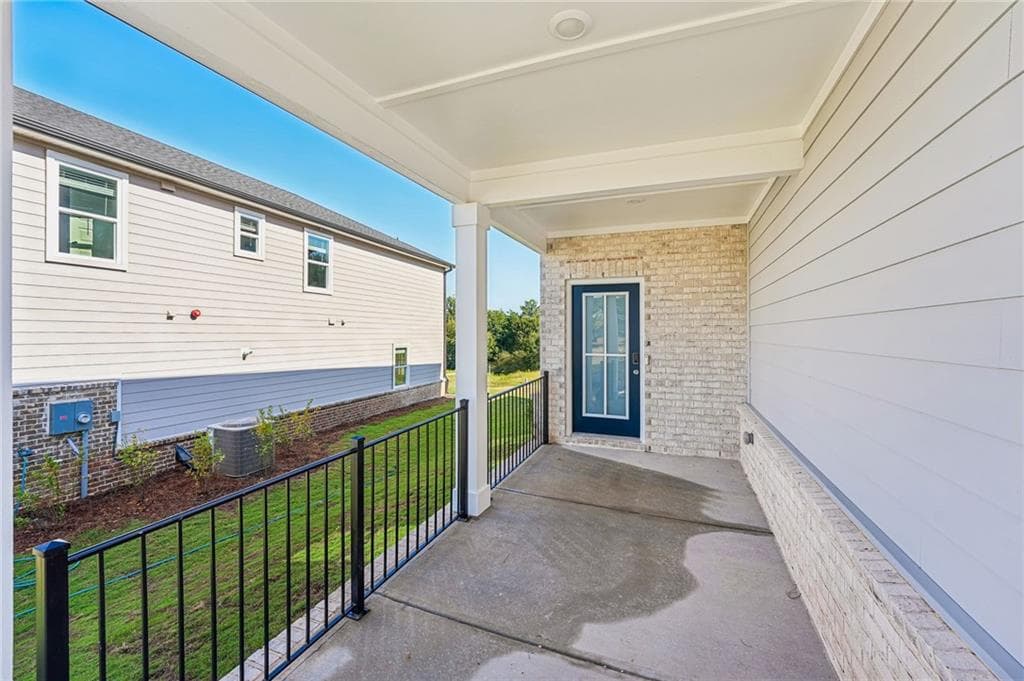 4 bedroom, 3 bathroom, 1,749 sq ft single family residence for sale at 5025 Margot Way, Cumming, GA 30041 — photo 3