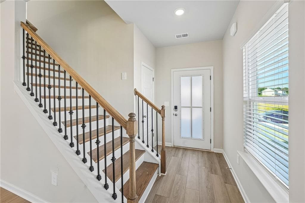4 bedroom, 3 bathroom, 1,749 sq ft single family residence for sale at 5025 Margot Way, Cumming, GA 30041 — photo 5
