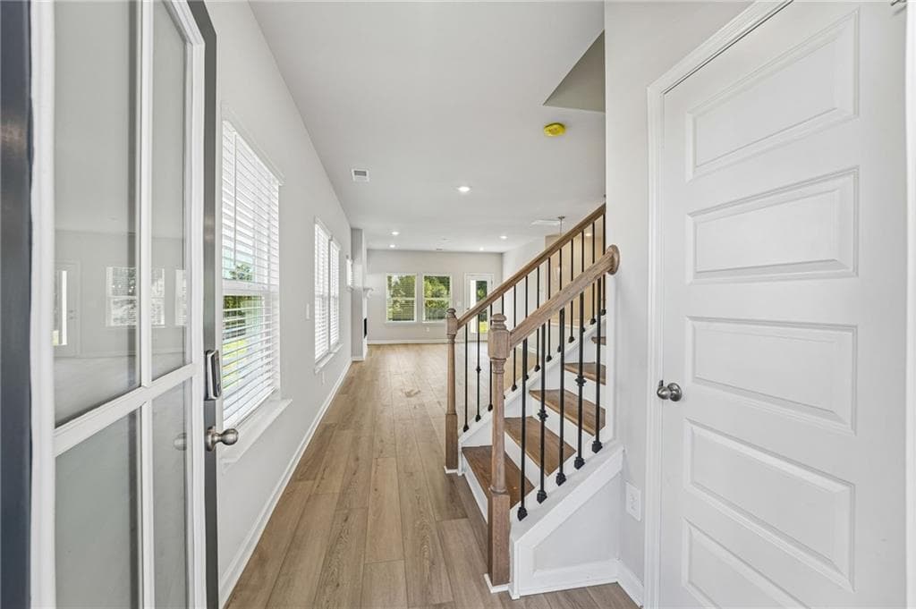 4 bedroom, 3 bathroom, 1,749 sq ft single family residence for sale at 5025 Margot Way, Cumming, GA 30041 — photo 6