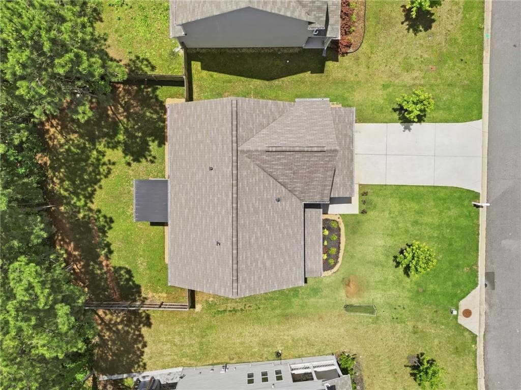4 bedroom, 3 bathroom, 2,148 sq ft single family residence for rent at 79 Lantana Crossing, Dallas, GA 30132 for $2,500 a month — photo 6