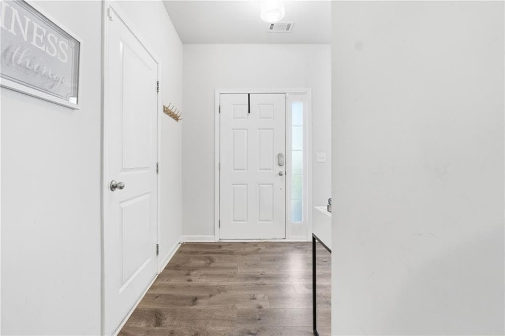 4 bedroom, 3 bathroom, 2,148 sq ft single family residence for rent at 79 Lantana Crossing, Dallas, GA 30132 for $2,500 a month — photo 8