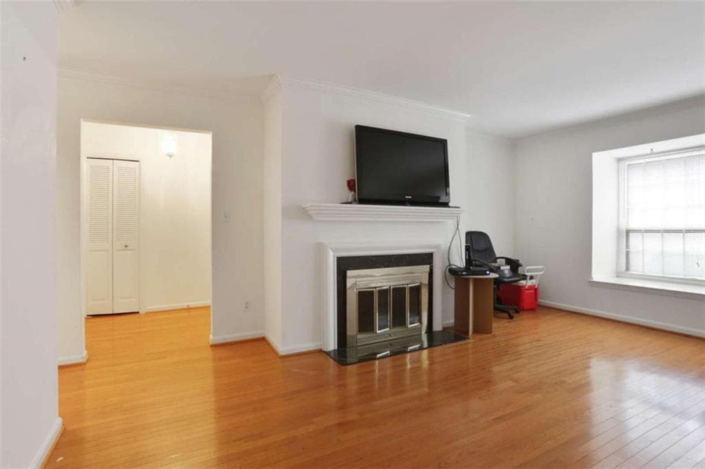 2 bedroom, 2 bathroom condominium for sale at 158 Maribeau Square, Atlanta, GA 30327 — photo 4
