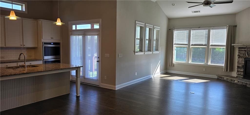 3 bedroom, 3 bathroom, 2,564 sq ft single family residence for sale at 4561 Woodward Walk Lane, Suwanee, GA 30024 — photo 6