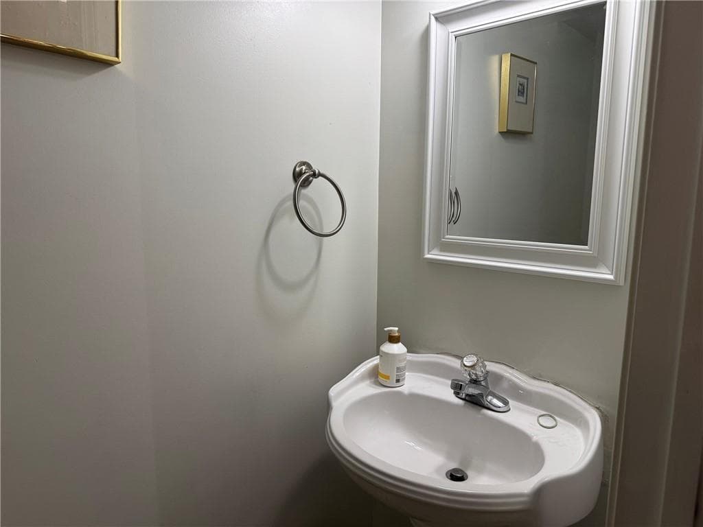 3 bedroom, 3 bathroom, 1,759 sq ft townhouse for sale at 143 Sunset Lane, Woodstock, GA 30189 — photo 10