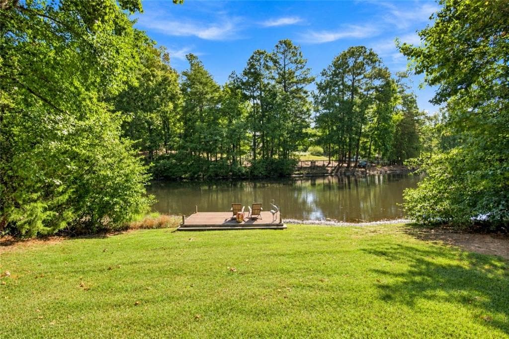 5 bedroom, 5 bathroom, 5,319 sq ft single family residence under contract at 297 Henderson Lake Drive, Canton, GA 30115 — photo 6