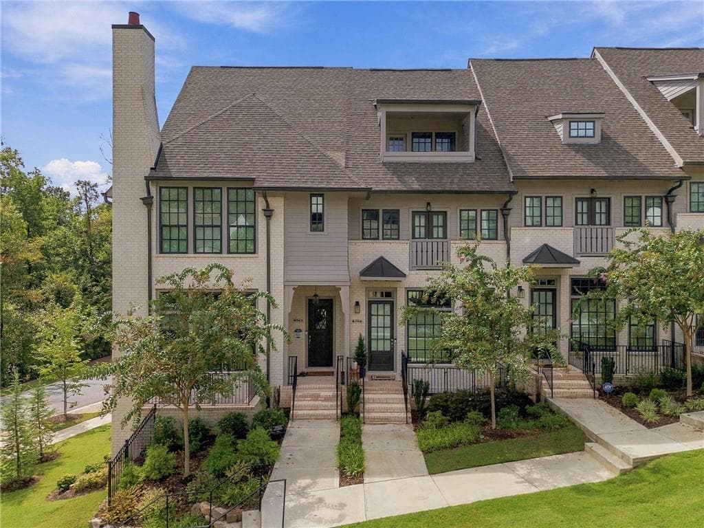 4 bedroom, 5 bathroom, 3,474 sq ft townhouse for sale at 6742 Encore Boulevard, Sandy Springs, GA 30328